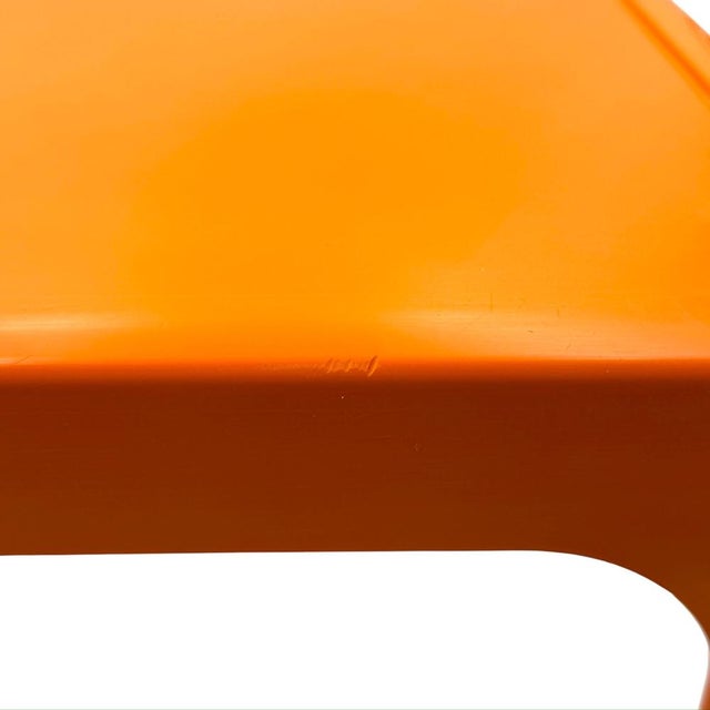French Model 1872 Low Table in Orange Plastic by Gilac, 1970s For Sale - Image 15 of 18