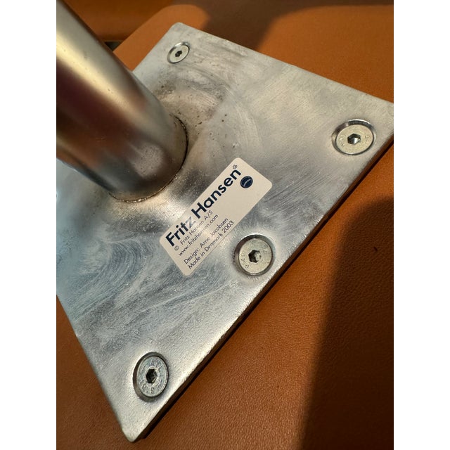 Swan Chair by Arne Jacobsen For Sale - Image 9 of 11