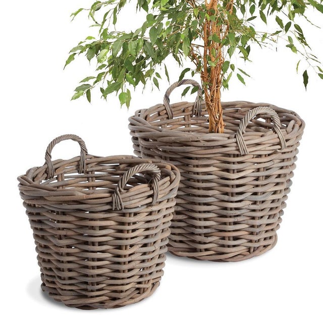 A beautiful blend of gray andBrown, something we call "Nature, s Gray". These largegauge tree baskets are craftsmanship at...