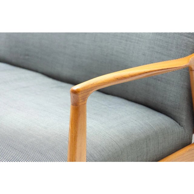 Mid-Century Modern Scandinavian Style Sofa from Krásná Jizba, 1960s For Sale - Image 3 of 4