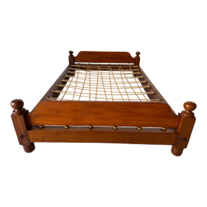 Antique American Walnut Rope Trundle Bed