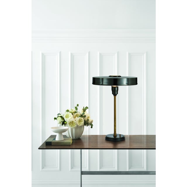 Visual Comfort Thomas O'Brien for Visual Comfort Signature Carlo Table Lamp in Bronze & Hand-Rubbed Antique Brass For Sale - Image 4 of 6