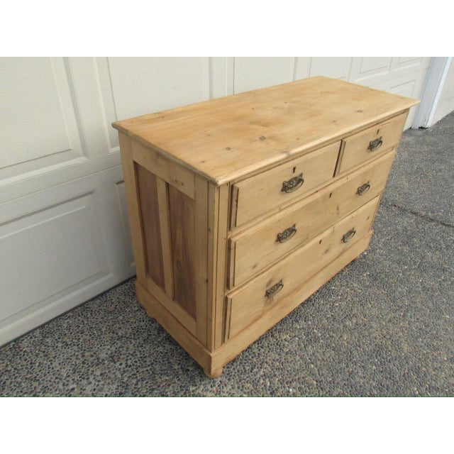 English Country Home 19th Century English Pine Dresser For Sale - Image 4 of 18