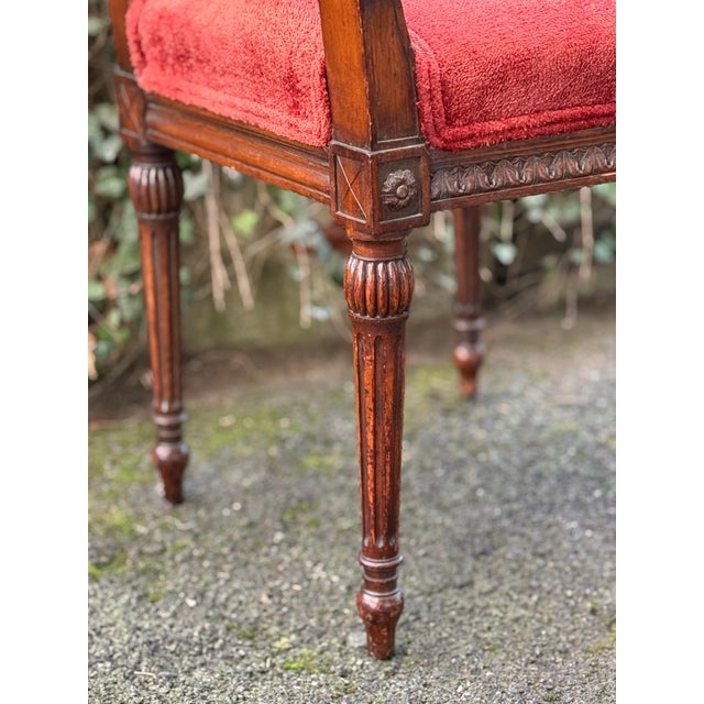 Early 20th Century Heavily Carved Accent French Regency Chair For Sale In New York - Image 6 of 10