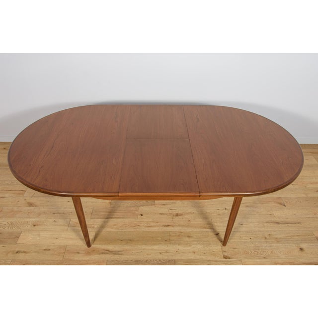 Mid-Century Modern Teak Oval Dining Table from G-Plan, United Kingdom, 1960s For Sale - Image 14 of 18