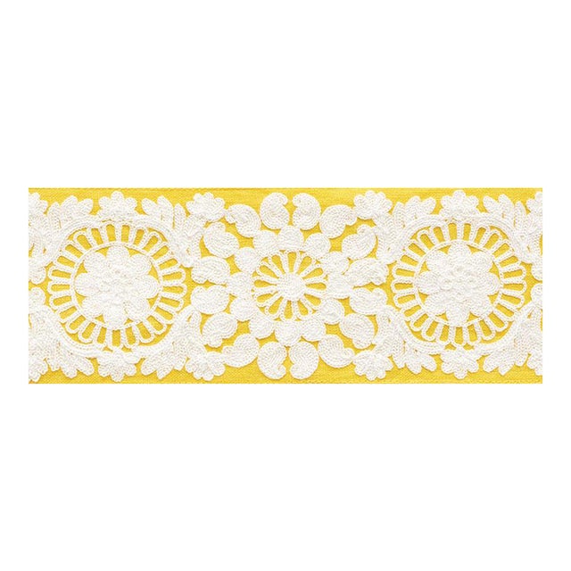 Sample - Schumacher Joelle Tape in Yellow For Sale
