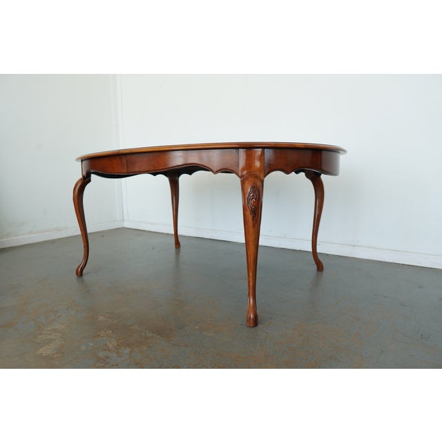 1980s Vintage Baker Furniture French Provincial Extension Dining Table For Sale - Image 5 of 17