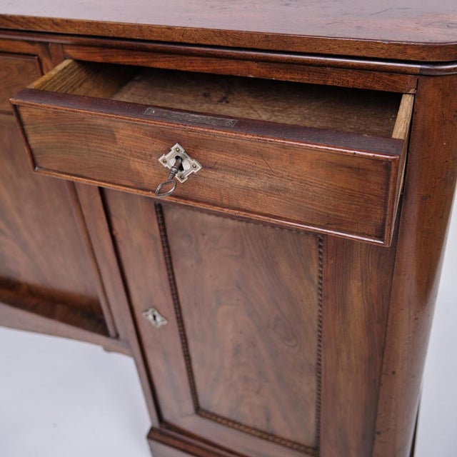 Brown English Style Desk in Hand-Polished Mahogany, 1860s, Set of 2 For Sale - Image 8 of 13