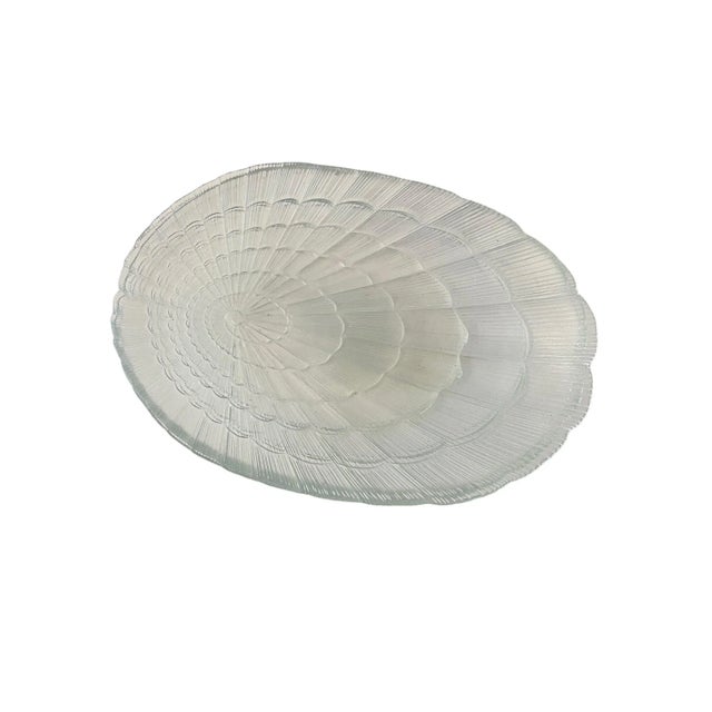 Vintage 1980s Arcoroc Glass Shell Dinner Plates - Set of 4 For Sale - Image 9 of 9
