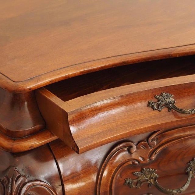Baroque Chest of Drawers in Walnut, 1900 For Sale - Image 6 of 17