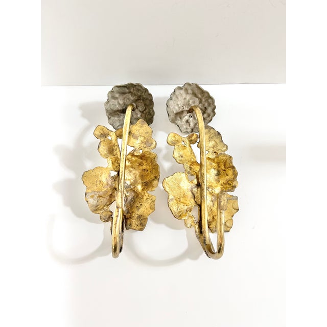 1970s Vintage Gilt Cast Metal Floral Curtain Tiebacks With Hydrangeas, Pair For Sale - Image 5 of 7