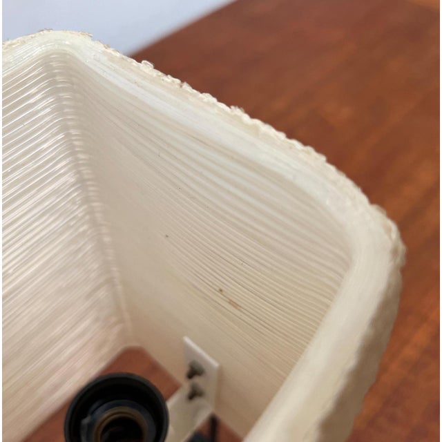 Mid-Century Minimalist Table Lamp, 1960s For Sale - Image 16 of 18