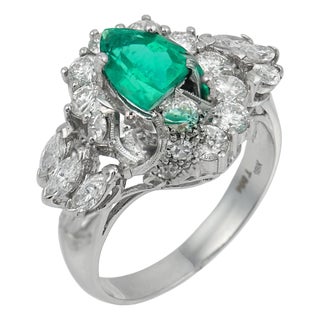 Vintage Emerald Diamond 18k White Gold Cocktail Ring, Size 6 For Sale