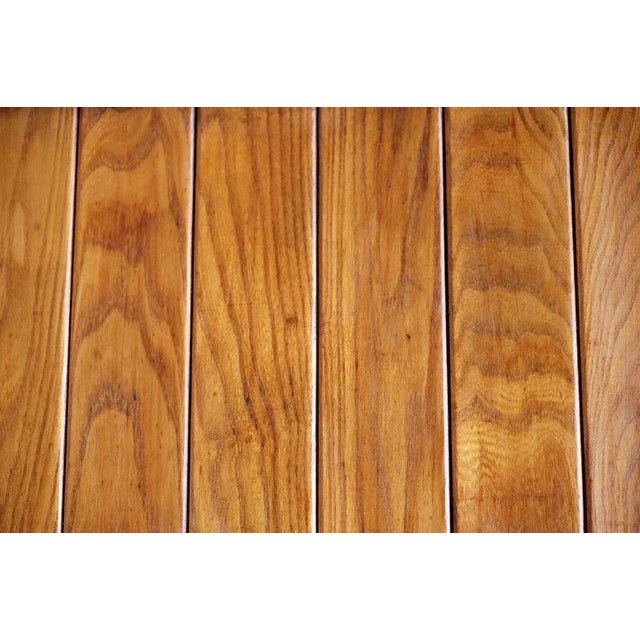 Mid-Century Modern Coffee Table in Elm and Stitched Leather by Jacques Adnet, France, 1950 For Sale - Image 3 of 15