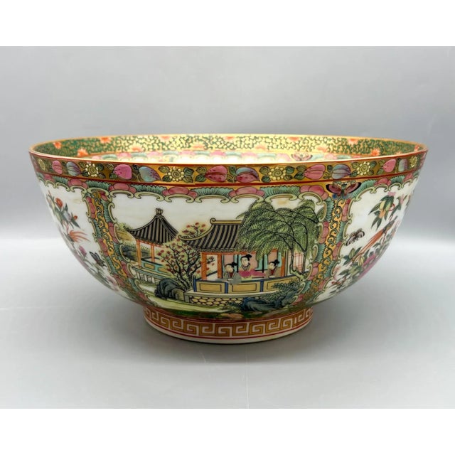 Large Vintage Rose Medallion-Style Decorative Bowl – Hand-Painted Chinese Porcelain – 20th Century Export For Sale In Houston - Image 6 of 17