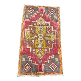 Turkish Yastik Rug 1'8" x 2'11" For Sale