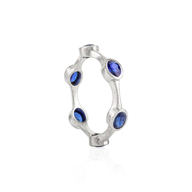 Modern Minimal Everyday Blue Sapphire Stackable Band Ring in 14k Size 5 For Sale - Image 3 of 10