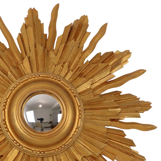 1950s Vintage Convex Sunburst Mirror in Gilt Wood, 1950s For Sale - Image 5 of 17