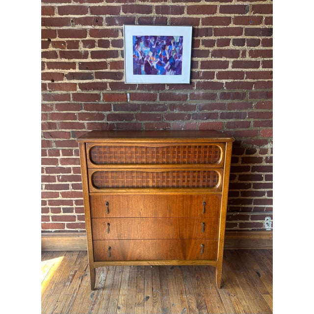 Mid-Century Modern Lane Perception Dresser For Sale - Image 3 of 12
