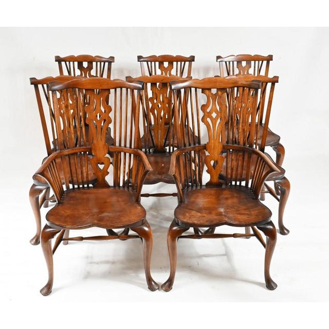 Vintage Windsor Chairs in Yew, Set of 8 For Sale - Image 3 of 7