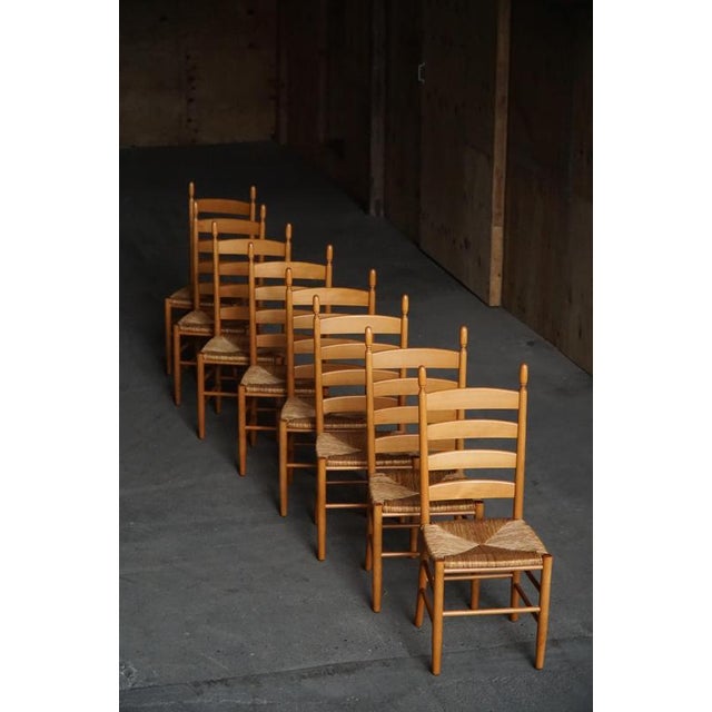 1960s Italian Modern Beech Dining Chairs with Woven Seats in the style of Gio Ponti, 1960s, Set of 8 For Sale - Image 5 of 15