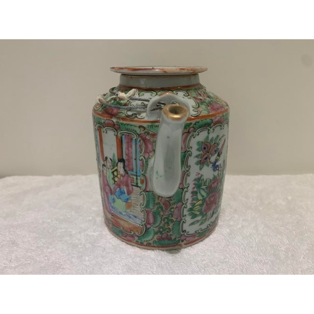Late 19th Century 19th Century Antique Chinese Rose Medallion Tea Pot For Sale - Image 5 of 12