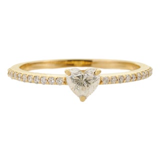 Minimalist Heart Cut Diamond Pave Solitaire Ring With Size 9 in 14k Yellow Gold For Sale