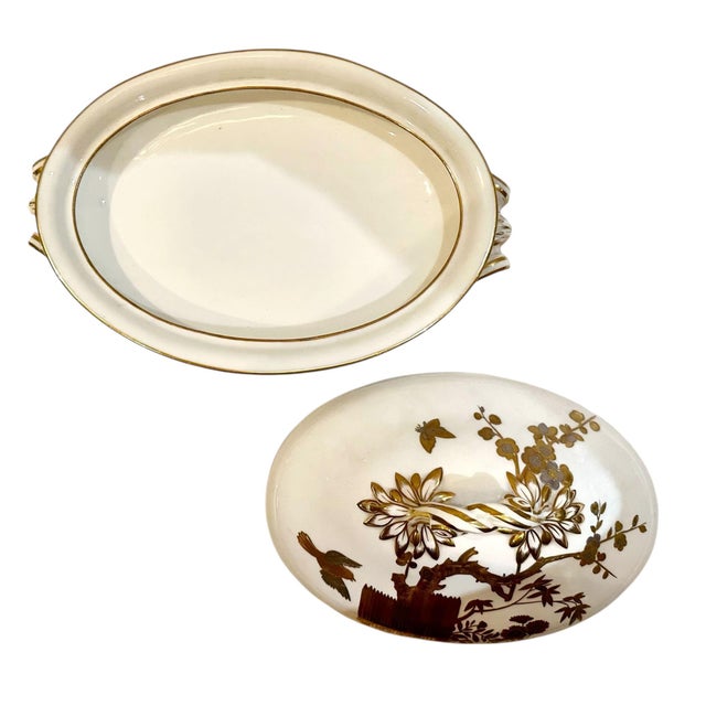 Chinoiserie 1880s Minton Lidded Tureens With Chinoiserie Scene - A Pair For Sale - Image 3 of 13