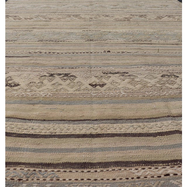 Turkish Vintage Kilim With Embroidered Motifs in Earthy Tones 5'3" X9'0" For Sale In Atlanta - Image 6 of 12