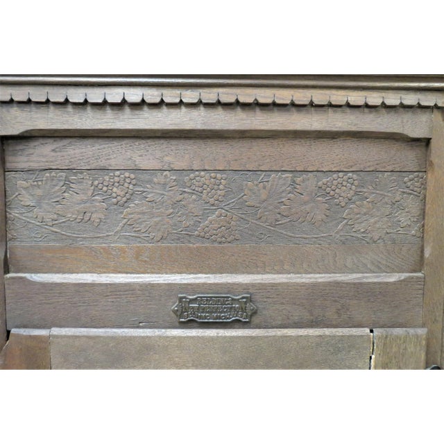 American Antique Beldings New Perfection Ice Box For Sale - Image 3 of 13