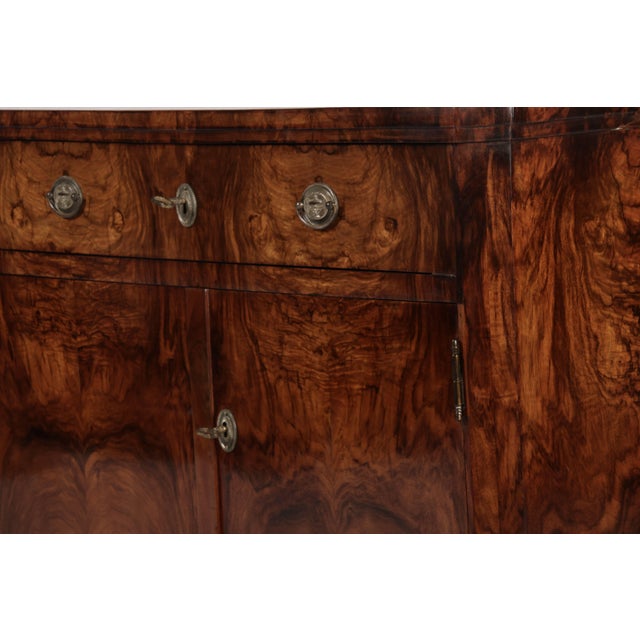 Antique Biedermeier Chest of Drawers in Walnut, 1820 For Sale - Image 18 of 18