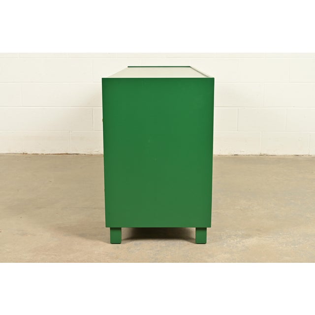 Michael Taylor for Baker Furniture Mid-Century Hollywood Regency Green Lacquered Campaign Dresser, Newly Refinished For Sale - Image 13 of 15