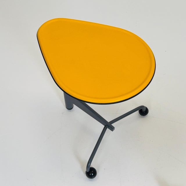 Mid-Century Modern Adjustable Kick Side Table by Toshiyuki Kita for Cassina, 1980s For Sale - Image 5 of 11