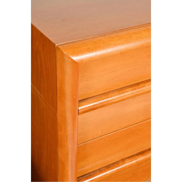 Widdicomb Pair of T. H. Robsjohn-Gibbings for Widdicomb Bedside Tables / Chests For Sale - Image 4 of 9