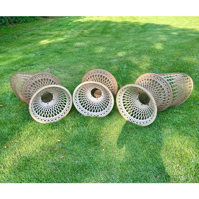1970’s Vintage Russell Woodward Woven Spun Fiberglass Bistro Table and Glass Table Top & Pair of Matching Chairs, Patio Set, Attributed For Sale - Image 12 of 12