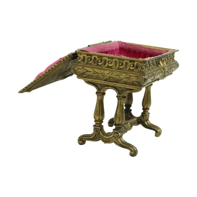 Metal Antique Jewelry Box in Bronze-Colored Metal, France, 1890s For Sale - Image 7 of 18