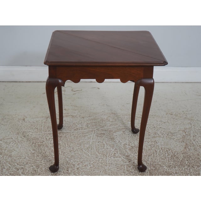 1980s Biggs Mahogany Gate Leg Corner Table For Sale - Image 5 of 16