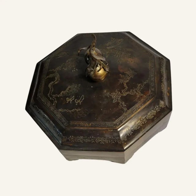 Japanese Late 18th Century Japanese Hexagonal Sweetmeats Box For Sale - Image 3 of 7