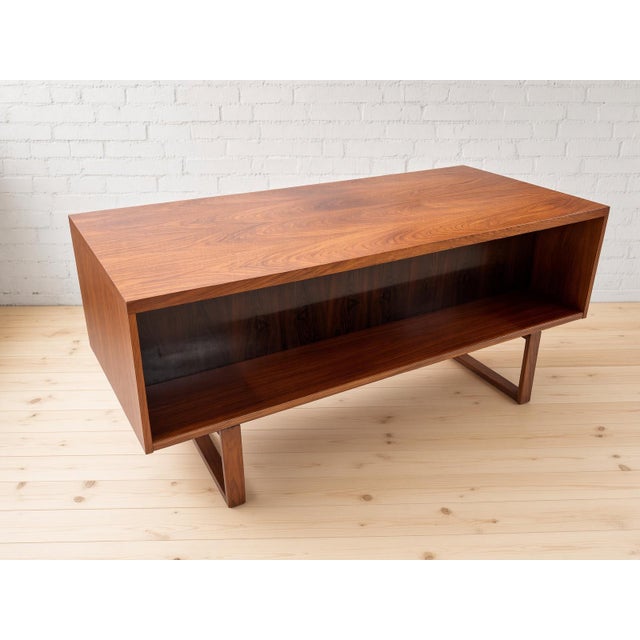 Mid-Century Danish Rosewood Desk by Torben Valeur and Henning Jensen for Dyrlund, 1960s For Sale - Image 11 of 14