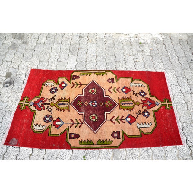 1960s Vintage Red Small Rug For Sale - Image 5 of 11