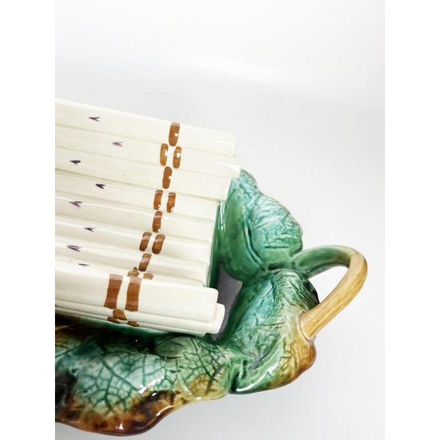 2000 - 2009 19th-Century Majolica Asparagus Serving Dish, France For Sale - Image 5 of 10