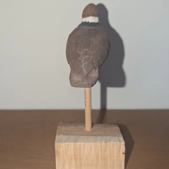 Wood Vintage Hand Carved Wood Shore Bird — Signed Folk Art, 6.5" For Sale - Image 7 of 7
