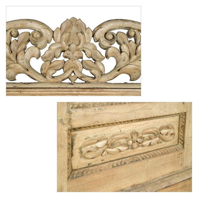 Antique Indian Double-Leaf Door in Carved Solid Wood For Sale - Image 5 of 8