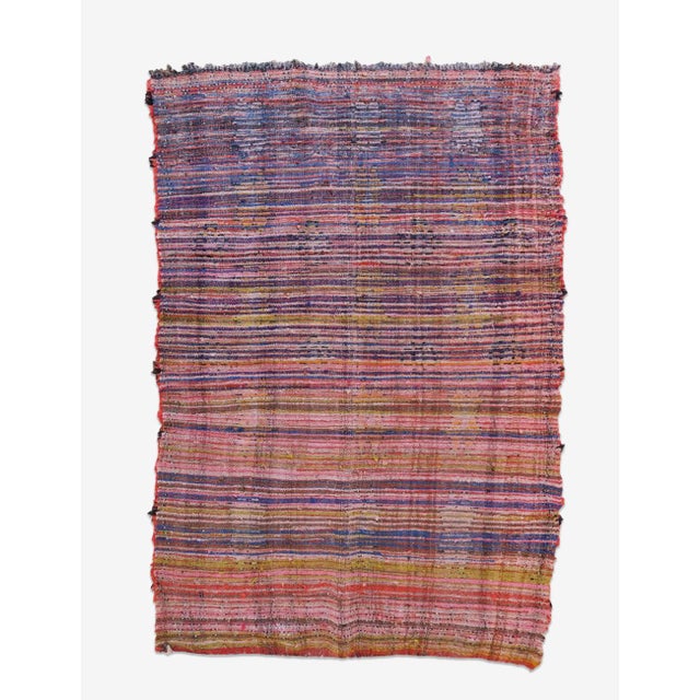 Vintage Moroccan Rug – Handwoven Wool with Vibrant Tribal Motifs This vintage Moroccan rug is a bold expression of Berber...