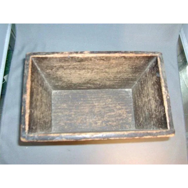 19th Century 19th Century American Paint Decorated Box or Caddy For Sale - Image 5 of 7