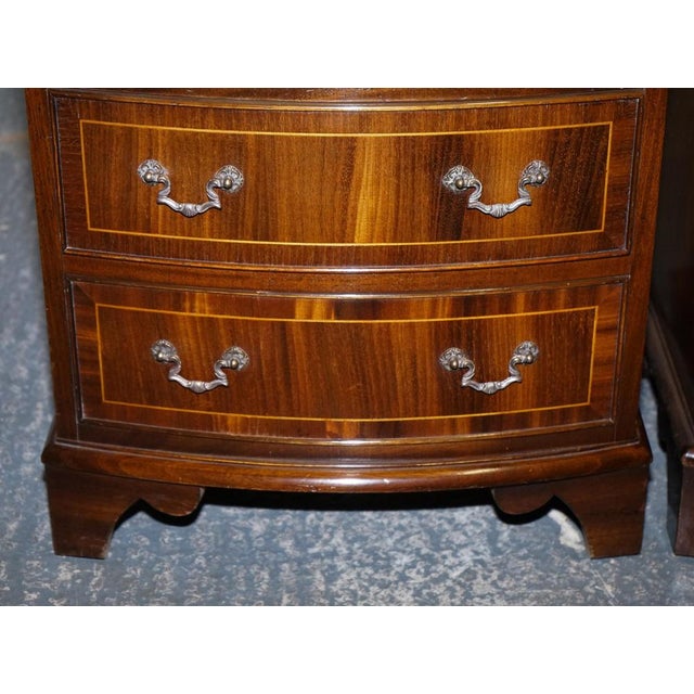 Vintage English Bedside Tables, Set of 2 For Sale - Image 6 of 17