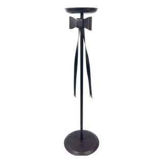 Hand Forged Iron Floor Pedestal 44.5″ (113cm) Artisanal Bronze Finish Bow Tie Ribbon Design Welcome Stand For Sale