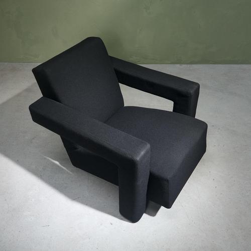 Early Utrecht Chair in Black Upholstery by Gerrit Thomas Rietveld for Metz & Co., 1936 For Sale - Image 12 of 13