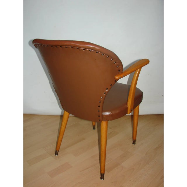 Mid-Century Modern Armchair, 1960s, in Good conditions. Designed 1960 to 1969