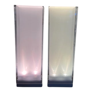 1990s Pablo Designs San Francisco Frosted Lucite Architectural Table Lamps - a Pair For Sale